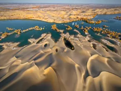 《葫芦岛暮吟》,分类:🎊精选壁纸,发布时间:2026-01-09 《葫芦岛暮吟》,分类:🎊精选壁纸,标签:1. 葫芦岛, 2. 自然风光, 3. 沙海奇观